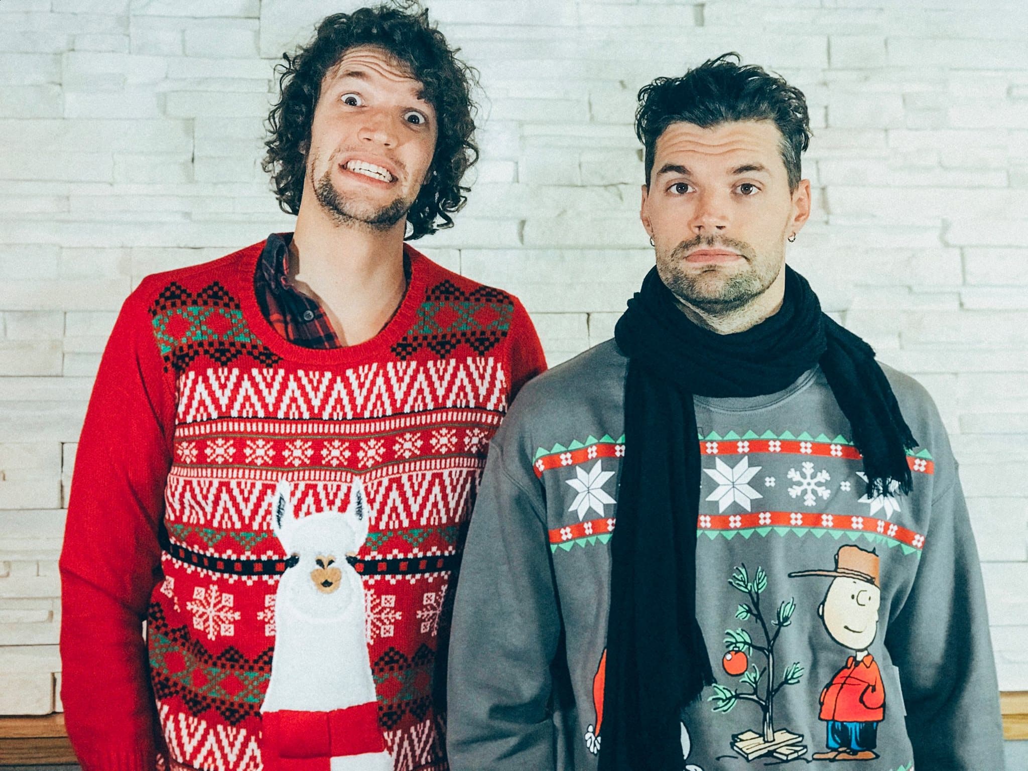 for KING + COUNTRY Lança Nova Versão do Clássico Natalino "Silent Night (Rewrapped)"