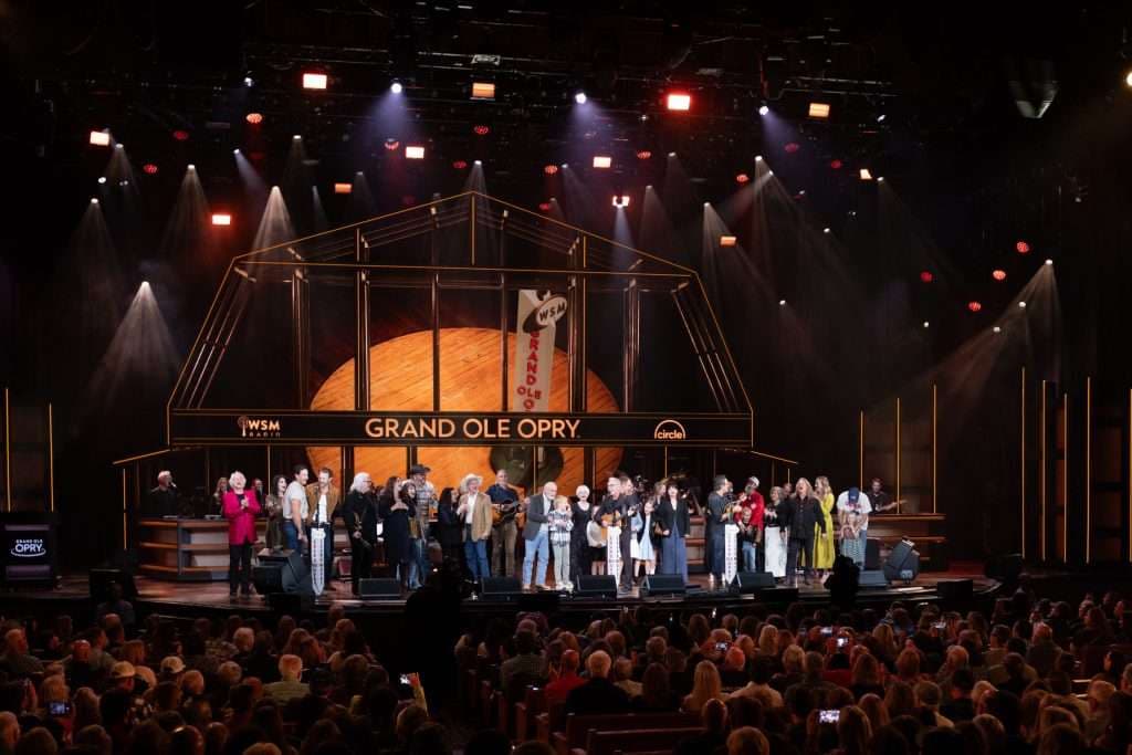 Steven Curtis Chapman é Recebido na Família do Grand Ole Opry