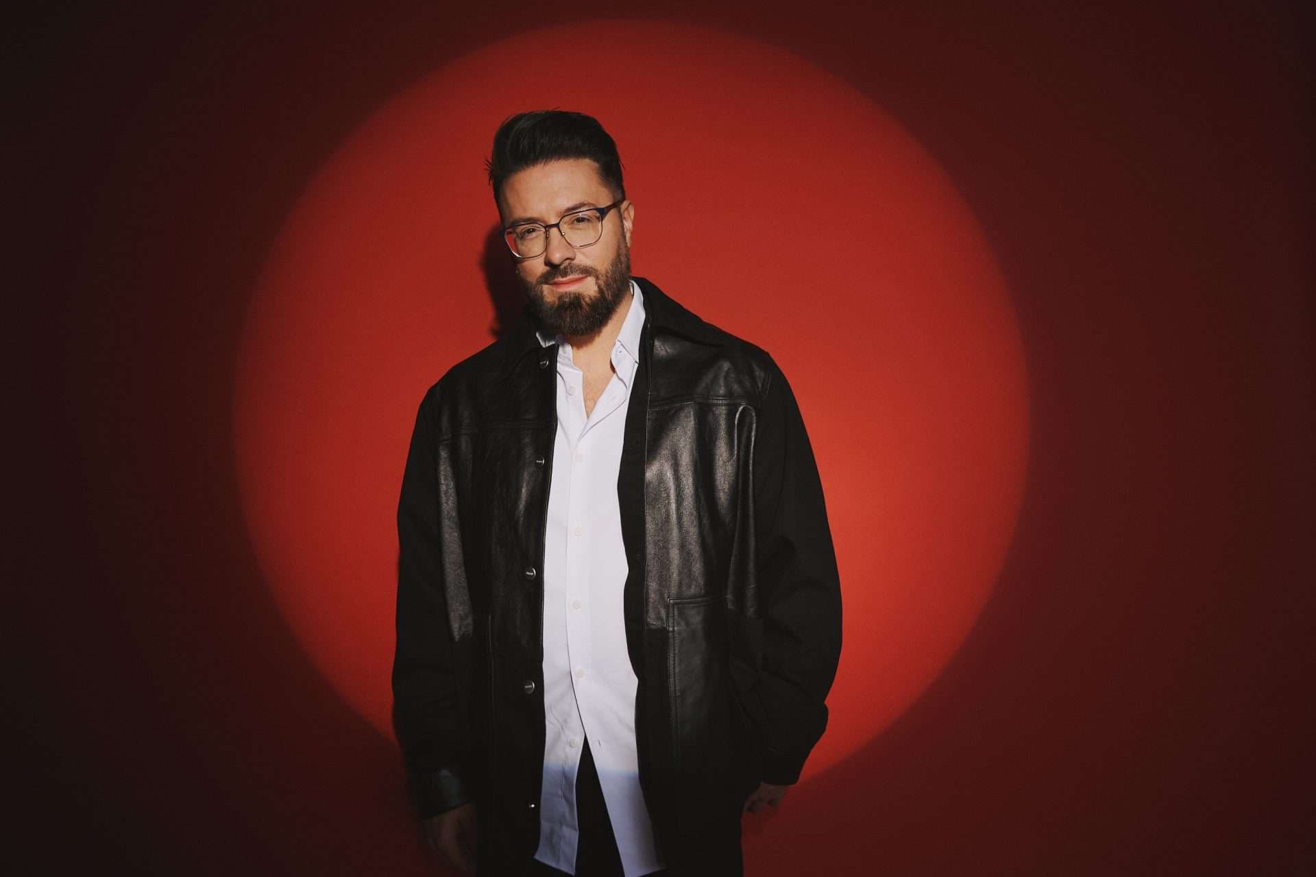 Danny Gokey destaca mensagem sobre o verdadeiro significado do Natal em single inédito