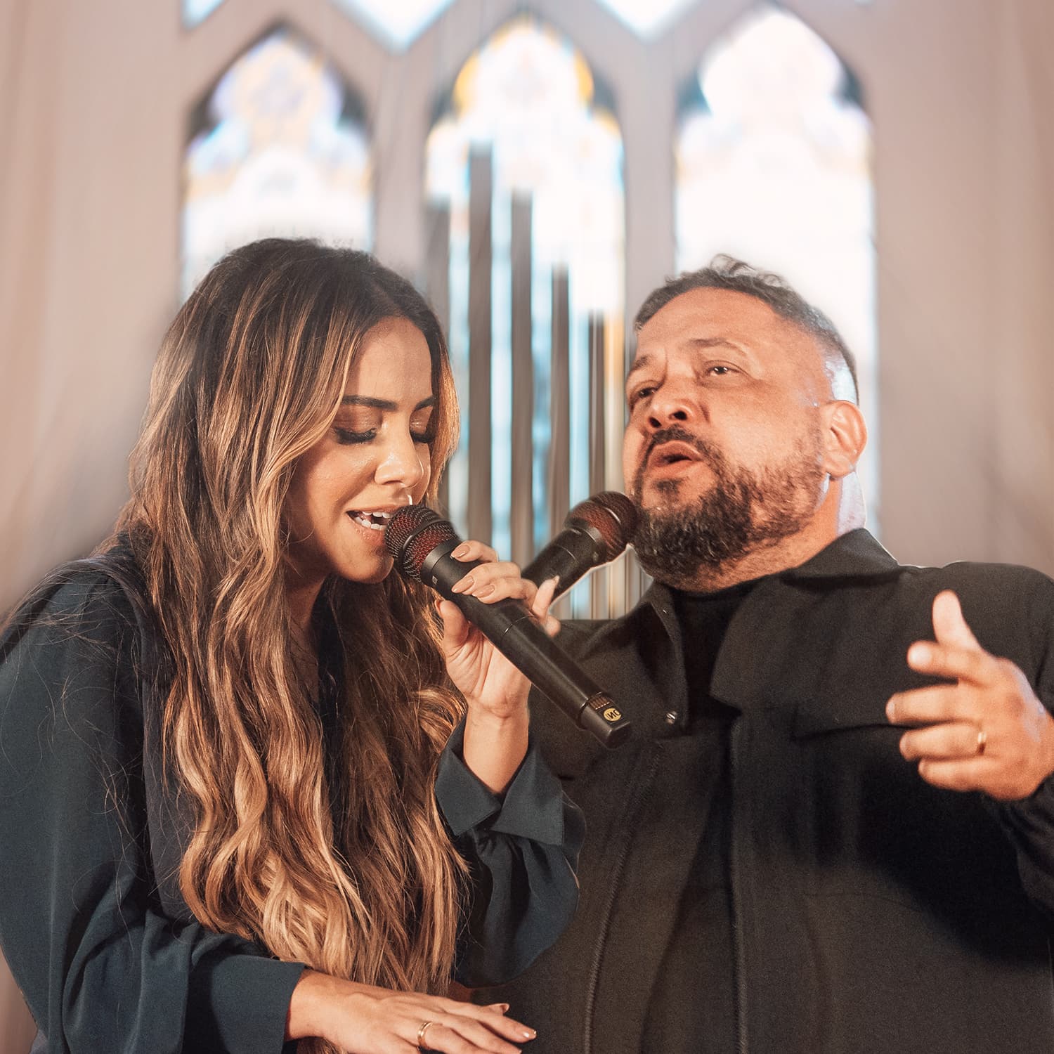 "Yahweh" Nova Música de Gabriela Rocha com Fernandinho é Sucesso na Criativa