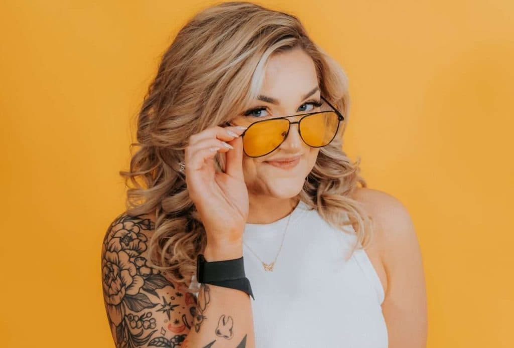 Grace Graber e Audiophile lançam nova versão de clássico do Hawk Nelson