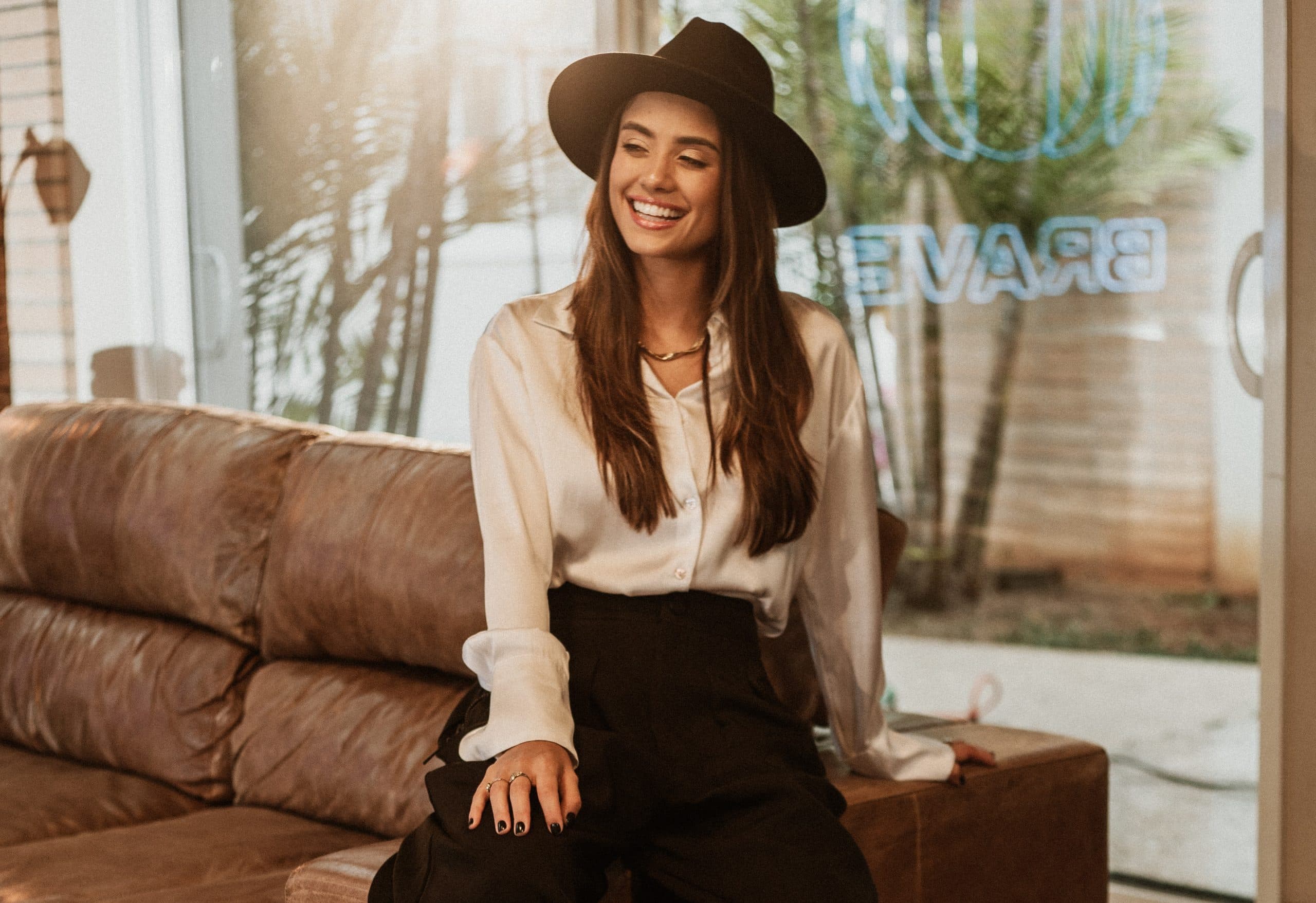 Isadora Pompeo Encanta no Multishow e Conquista o Prêmio de Melhor Música Gospel de 2024