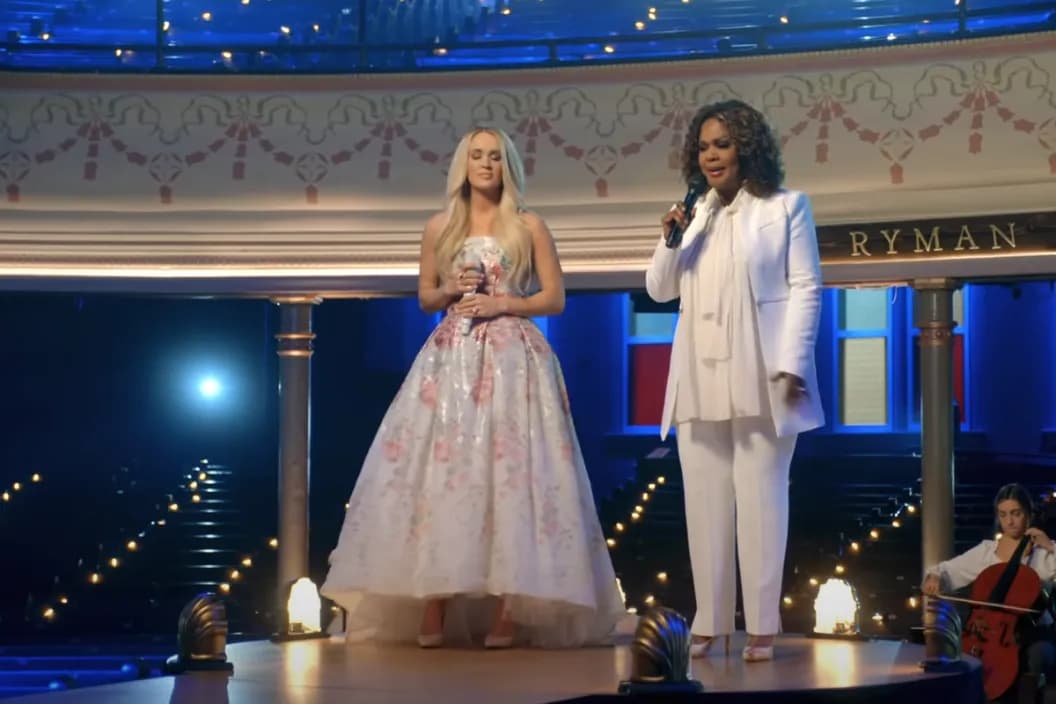 Vestido icônico de Carrie Underwood ganha espaço no recém-inaugurado Museu da Música Cristã e Gospel