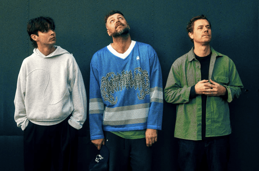 Joel Houston, do Hillsong UNITED, lança álbum solo experimental sob o nome AMXNRADIO