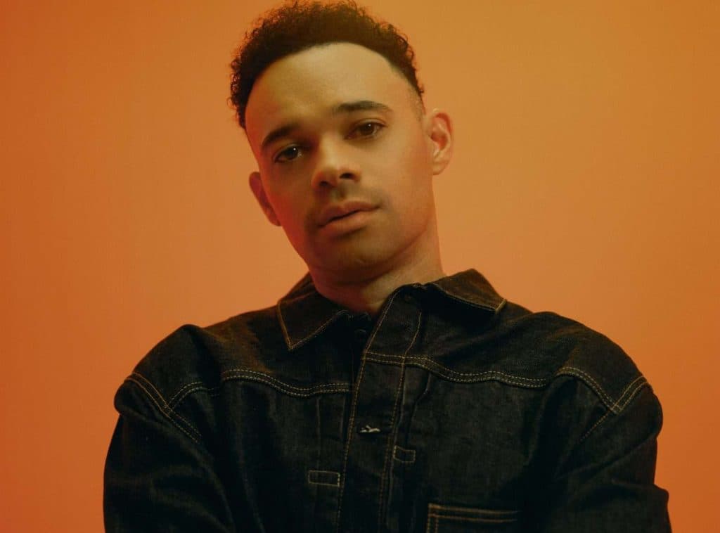 Tauren Wells Comemora o 1º Aniversário de "Take It All Back" com Nova Versão 'Cinemática'