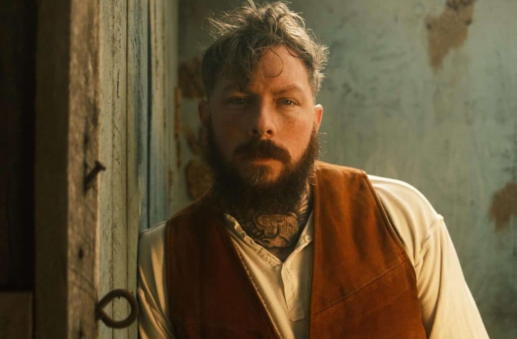Ben Fuller Lança "Turn", Um Hino de Esperança e Renovação