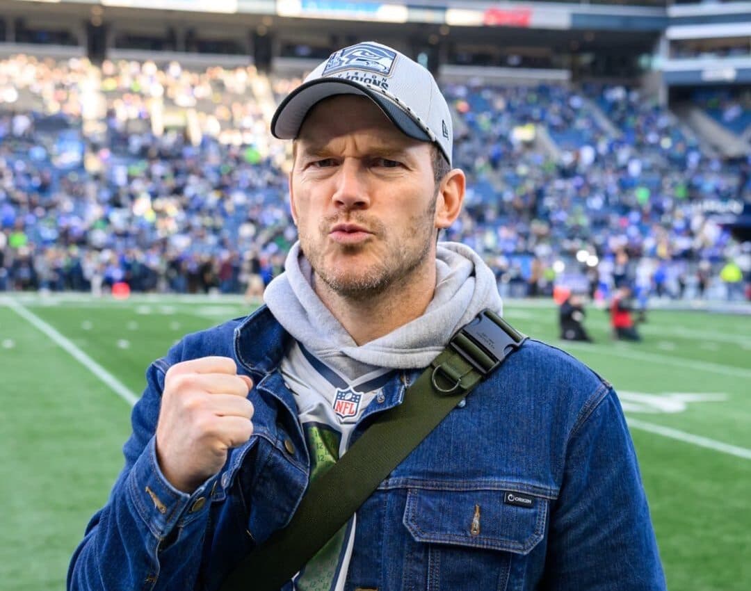 Fé no vestiário: Chris Pratt se emociona com oração de time após o Super Bowl