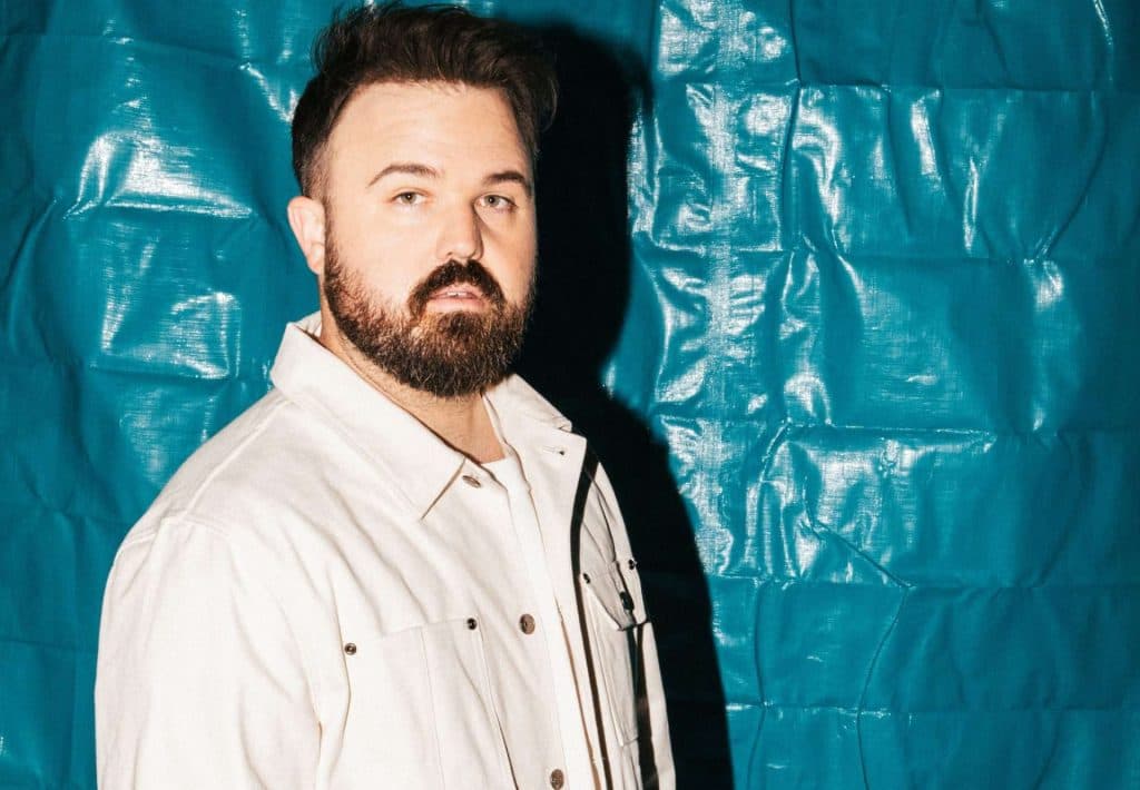 Cody Carnes Lança Novas Versões do Single “Take You At Your Word”