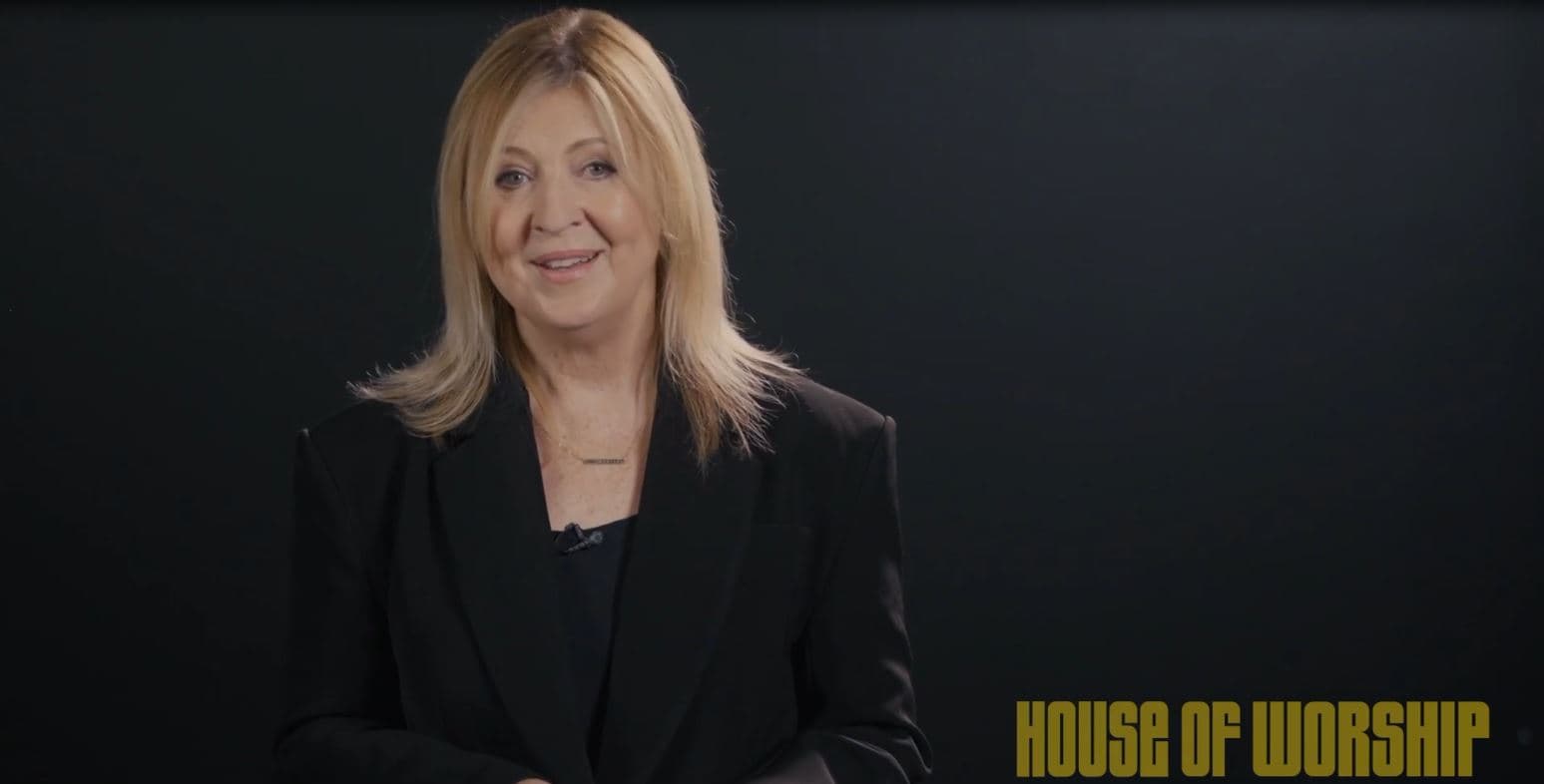 Darlene Zschech lança versão trilíngue de ‘Aclame ao Senhor’ com Ana Paula Valadão e Ingrid Rosario