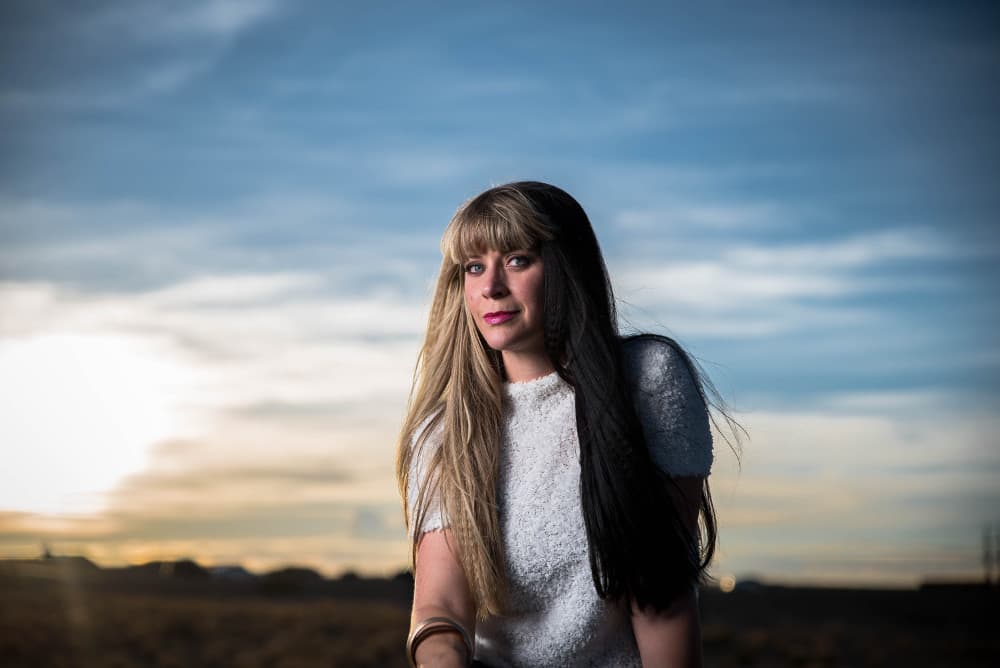 Dawn Michele, voz do Fireflight, anuncia nova banda de rock cristão