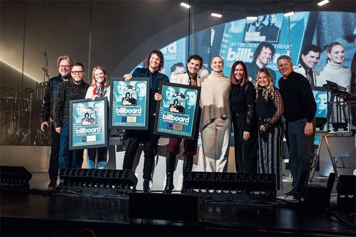 for KING + COUNTRY conquista Disco de Ouro com clássico natalino e volta ao topo da Billboard