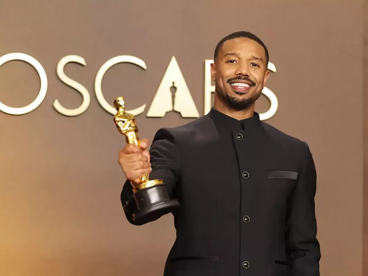 Michael B. Jordan faz história no Oscar 2026: "Deus é bom" é a primeira frase do Melhor Ator