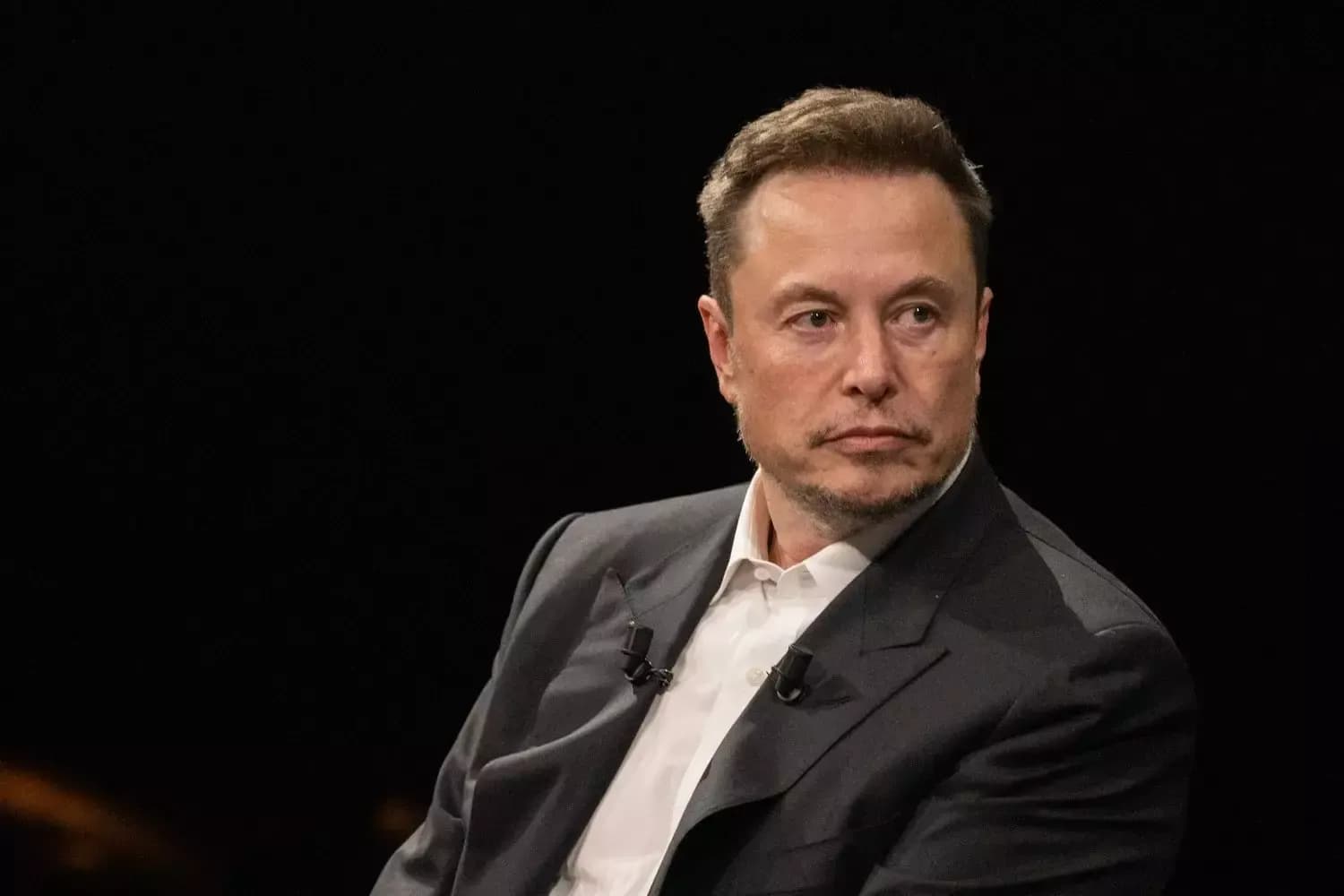Elon Musk surpreende ao incentivar seguidores a irem à igreja após morte de Charlie Kirk