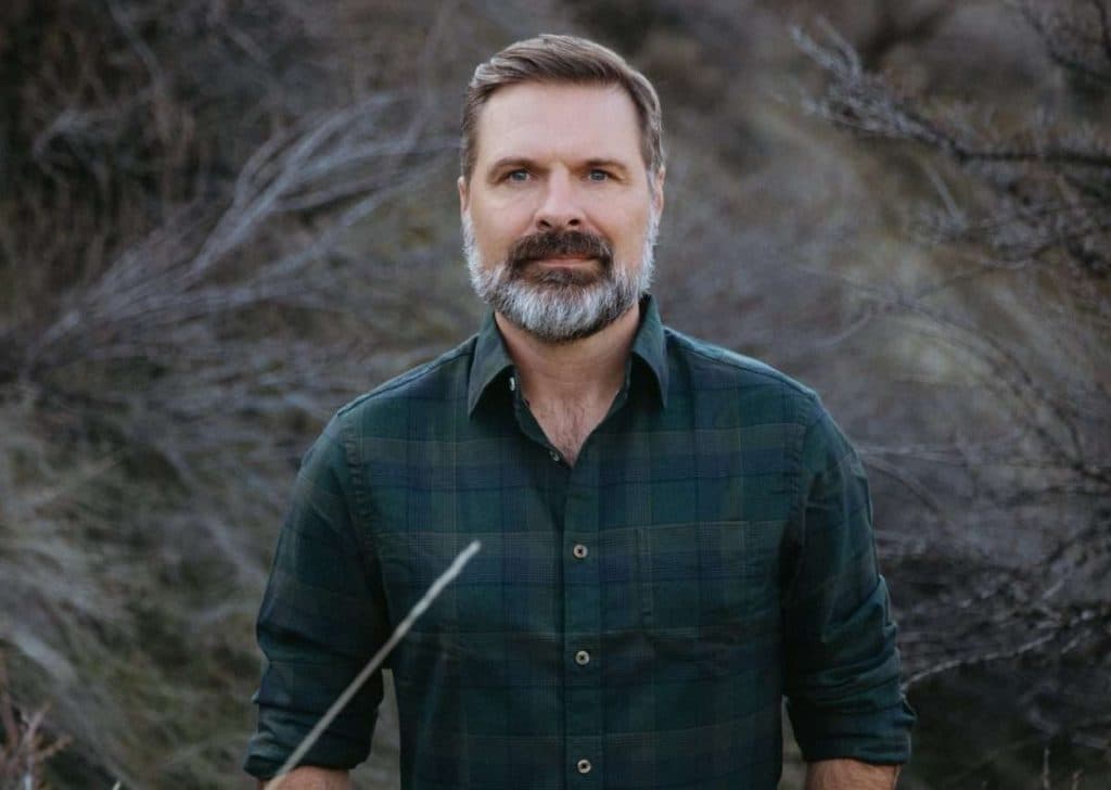 Mac Powell Lança Novo Single Chamado "I Love Jesus"