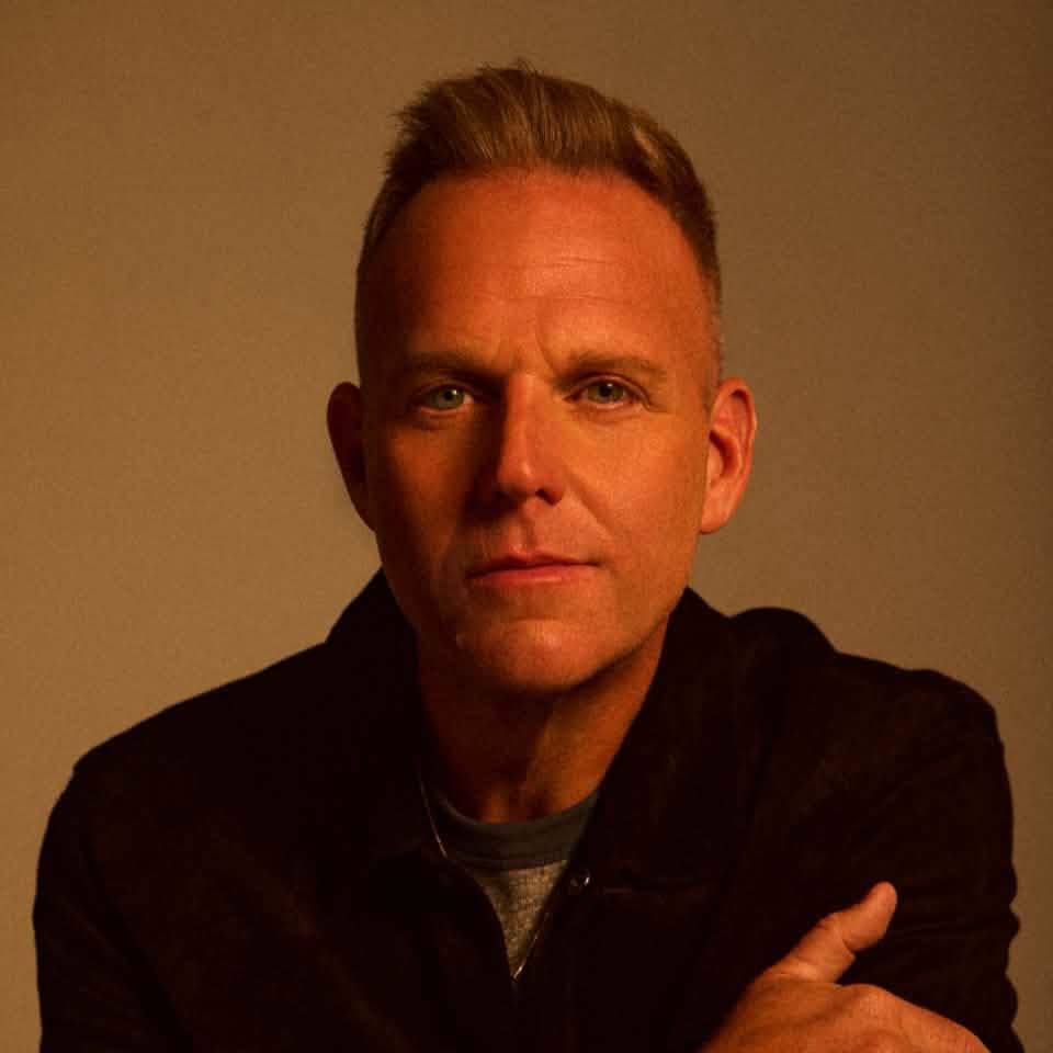 Matthew West anuncia novo álbum 'Jesus Is King', lança single e prepara turnê com show esgotado