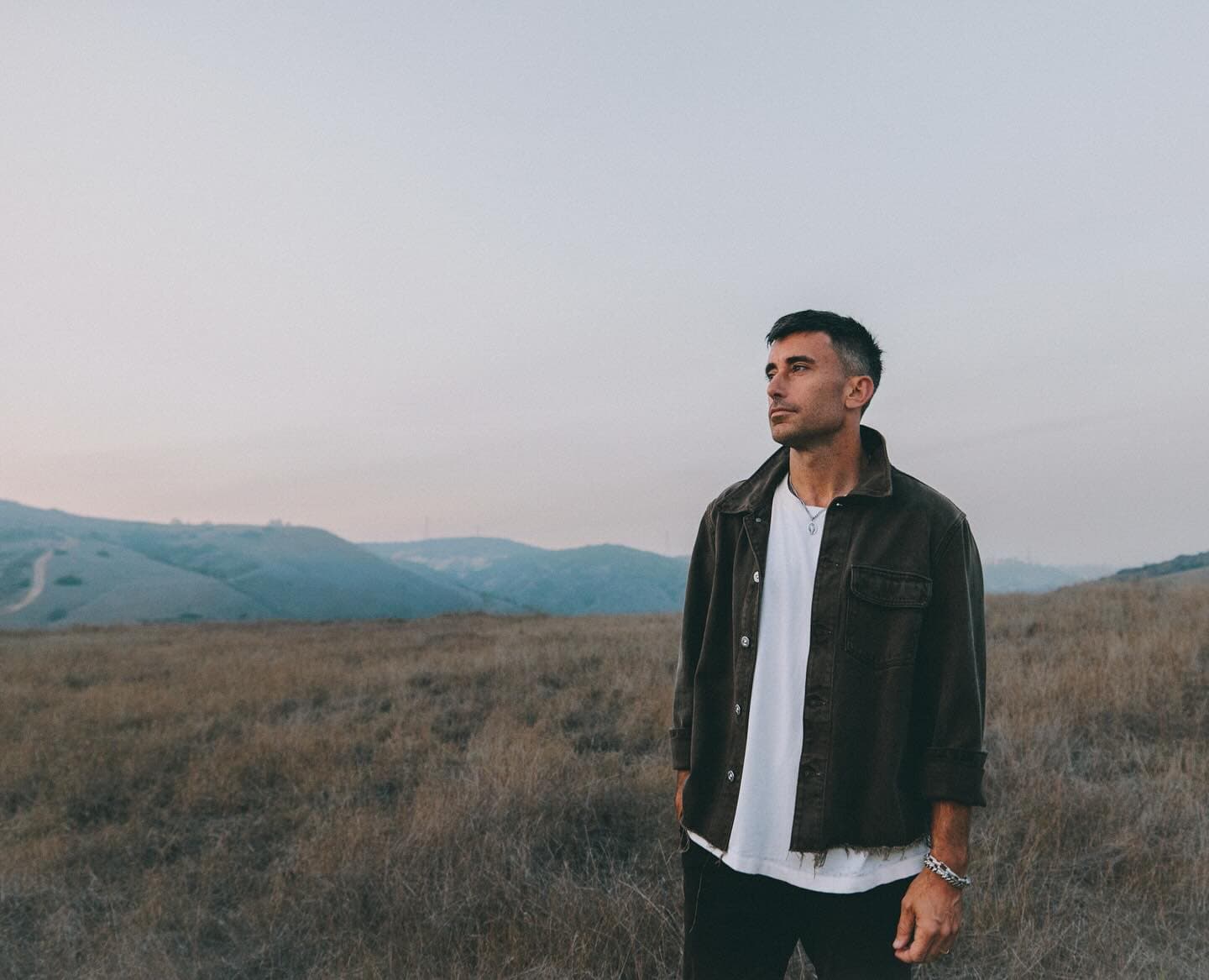 Phil Wickham lança nova música ao lado de Tommee Profitt e anuncia novo álbum para março