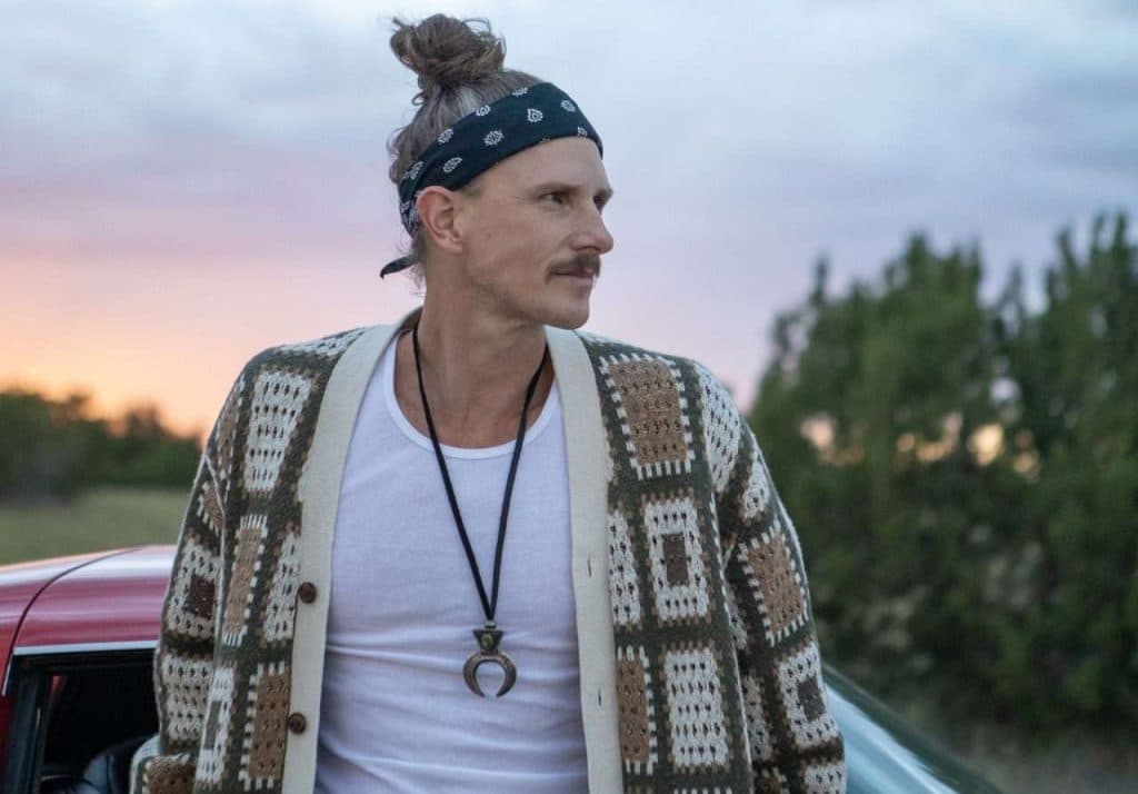 Stars Go Dim lança clipe oficial de “Down To Earth”
