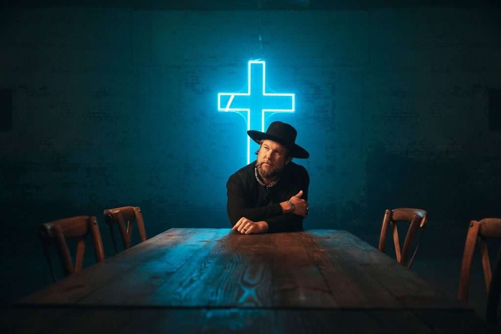 Zach Williams lança novo single “Hated” antes do álbum Jesus Loves