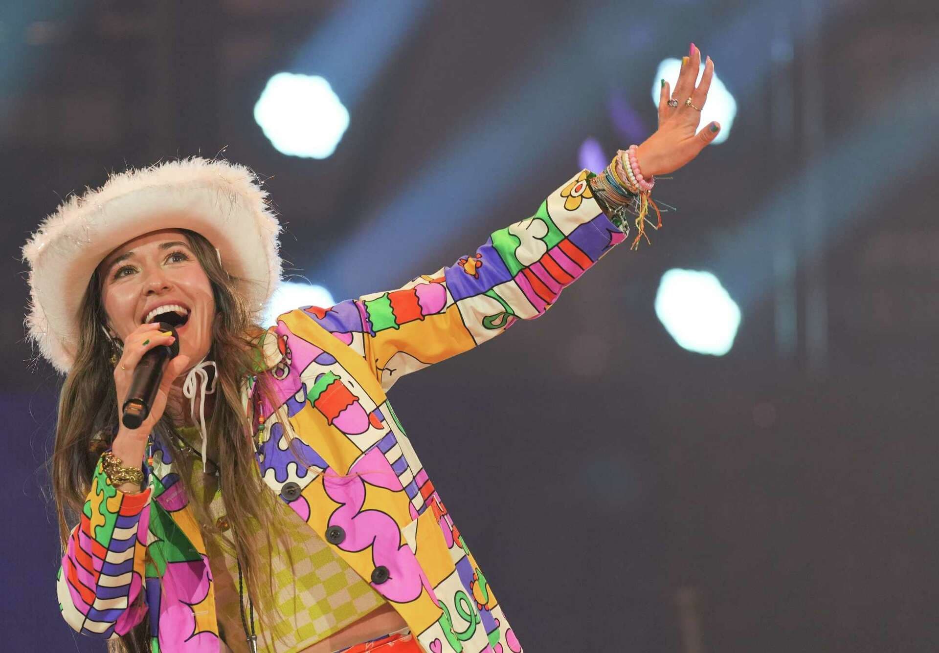 Lauren Daigle vive auge da carreira e anuncia nova turnê pelos EUA