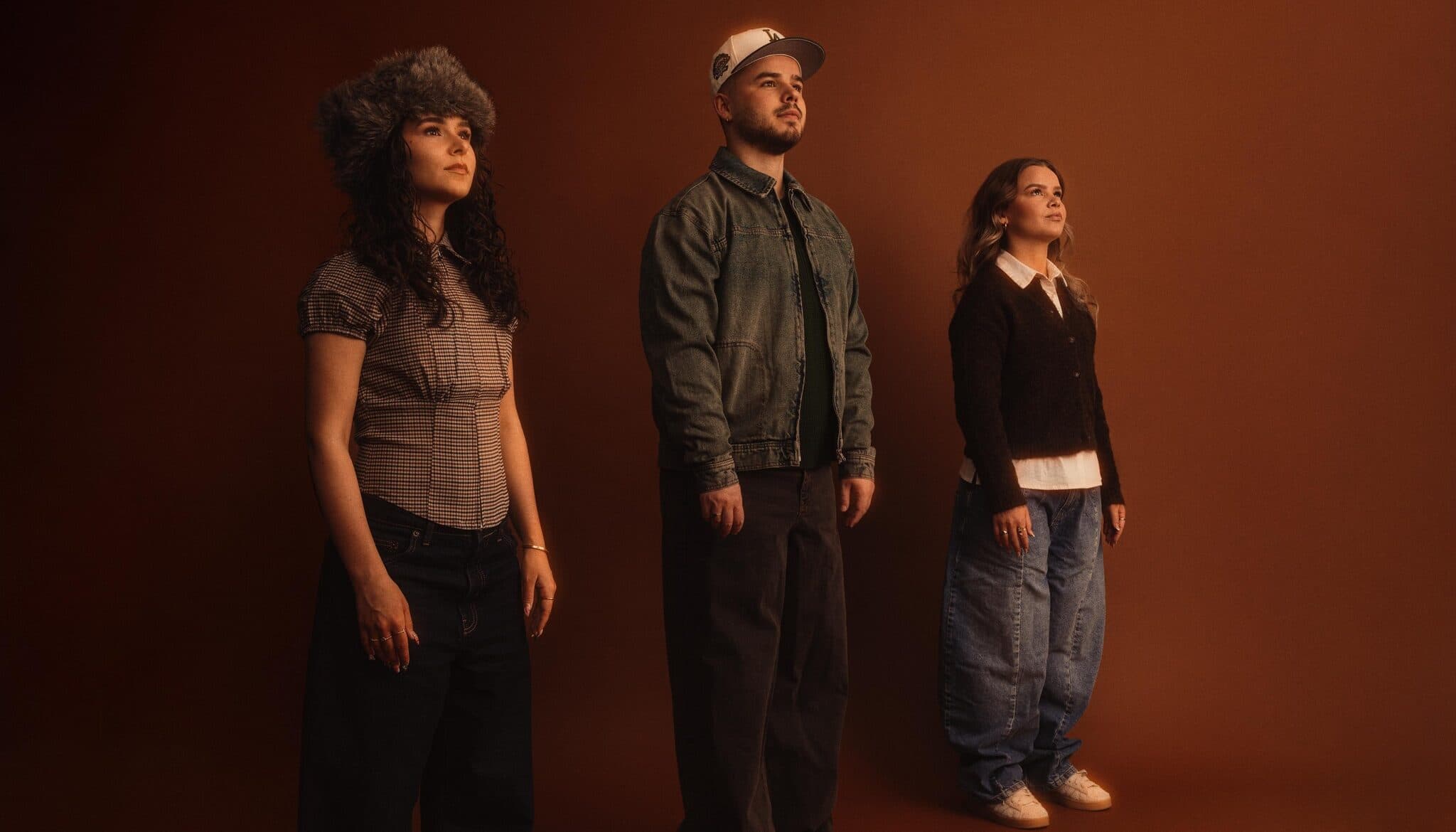 Trio cristão LIN D lança 'Yahweh', hino de devoção com pegada contemporânea