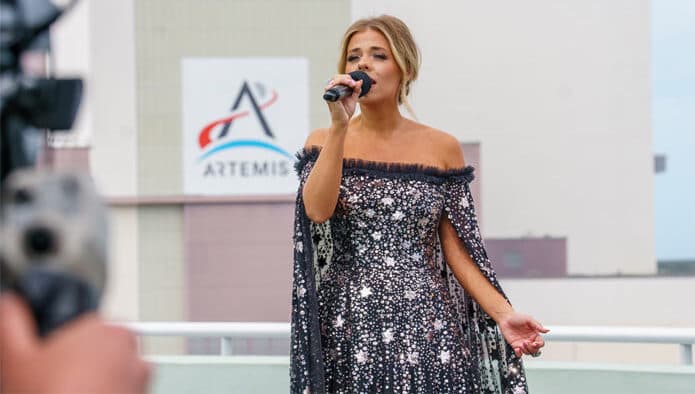 Do sonho de infância ao topo da NASA: Anne Wilson emociona em lançamento da Artemis II