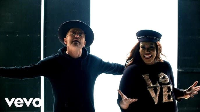 Astronautas da Artemis II acordam ao som de "Good Morning", de Mandisa e TobyMac