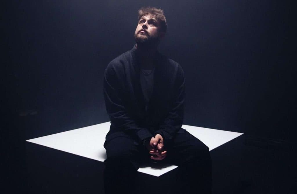 Stephen Stanley lança “hell or high water” e anuncia novo álbum trustfall