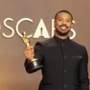 Michael B. Jordan faz história no Oscar 2026: “Deus é bom” é a primeira frase do Melhor Ator