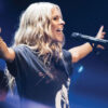 Jenn Johnson, presidente da Bethel Music, alerta líderes sobre o perigo do esgotamento