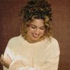 Fé, Superação e Vulnerabilidade: Tori Kelly emociona em performance e reflete sobre o amor de Deus